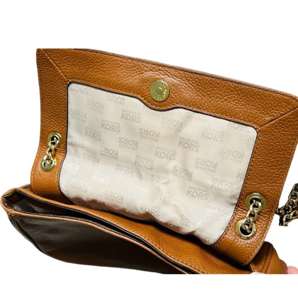 Michael Kors Tan Leather Small Shoulder Crossbody Bag Gold Chain MK Logo - Picture 9 of 10